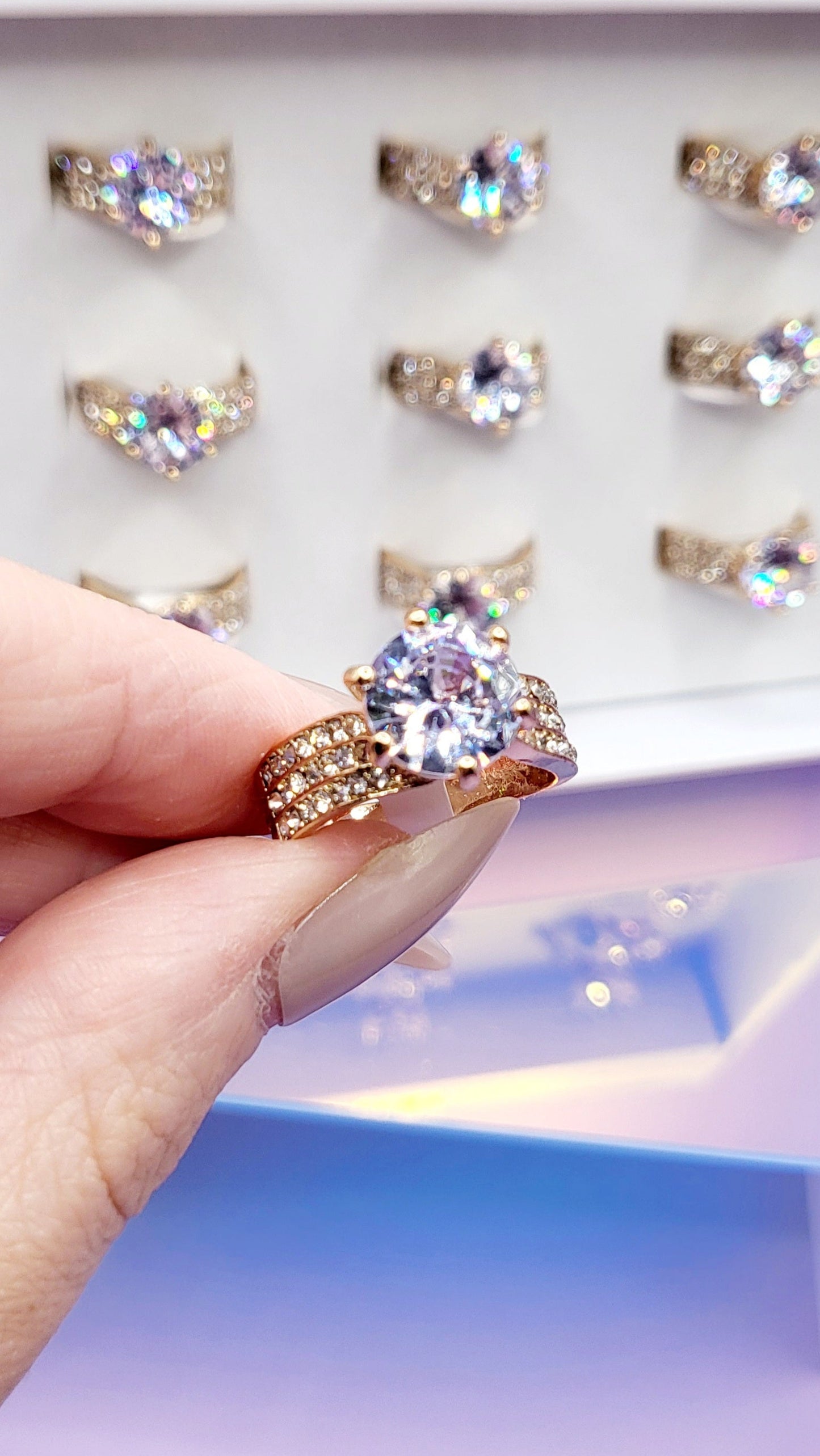 Dreamy Crystal Ring Gold Box set of 12