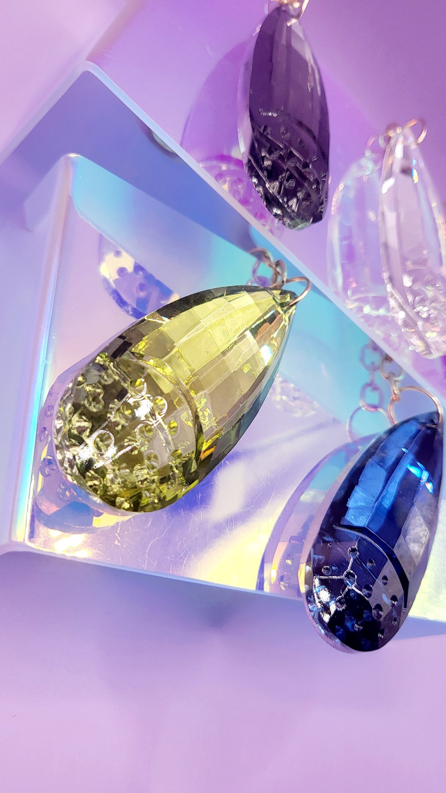 Arya Tear drop Bubble Key Ring