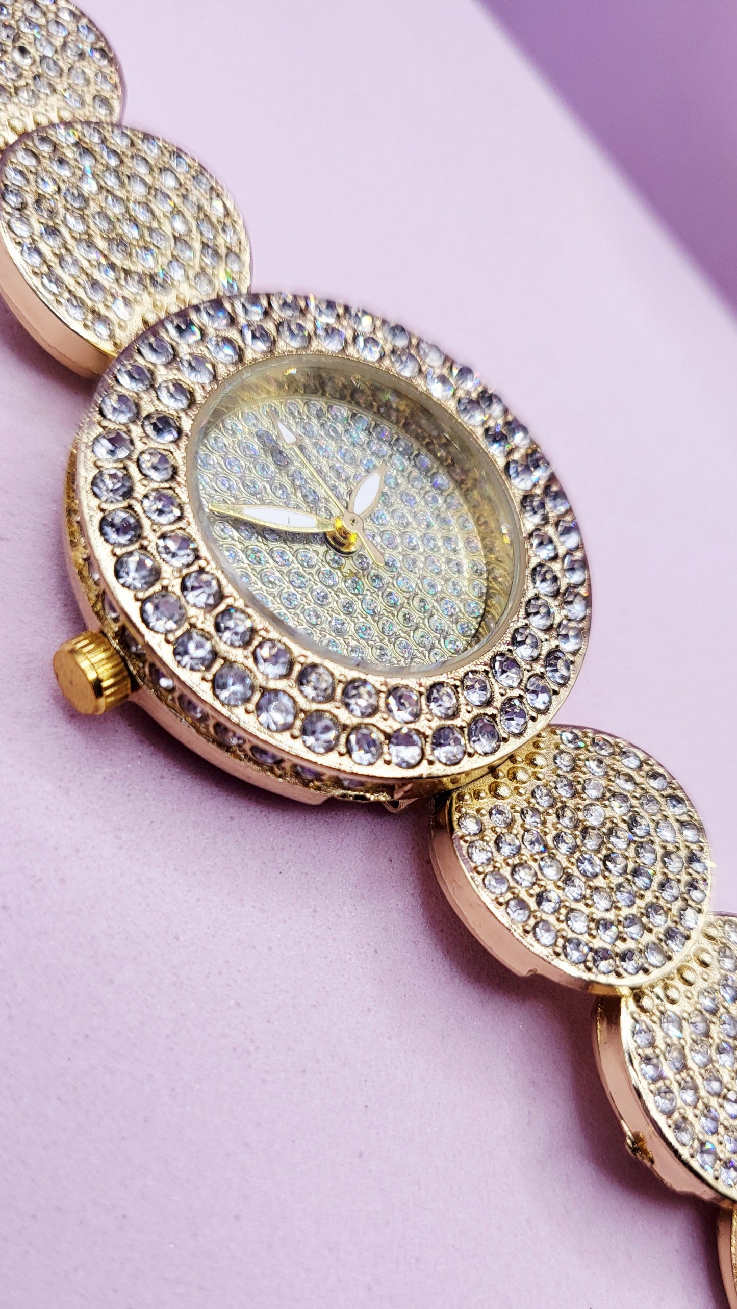 Crystal Luxe Round Link Watch
