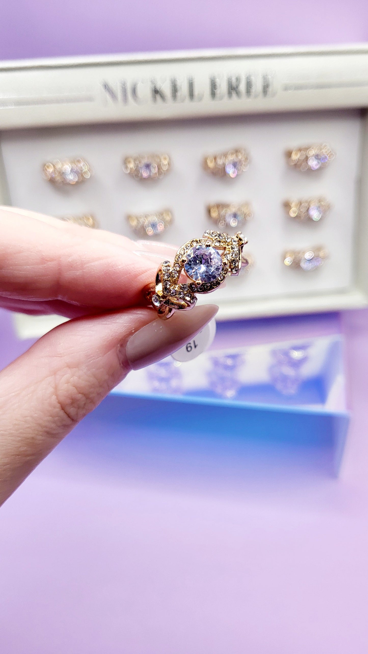 Diva Crystal Ring Gold Box set of 12