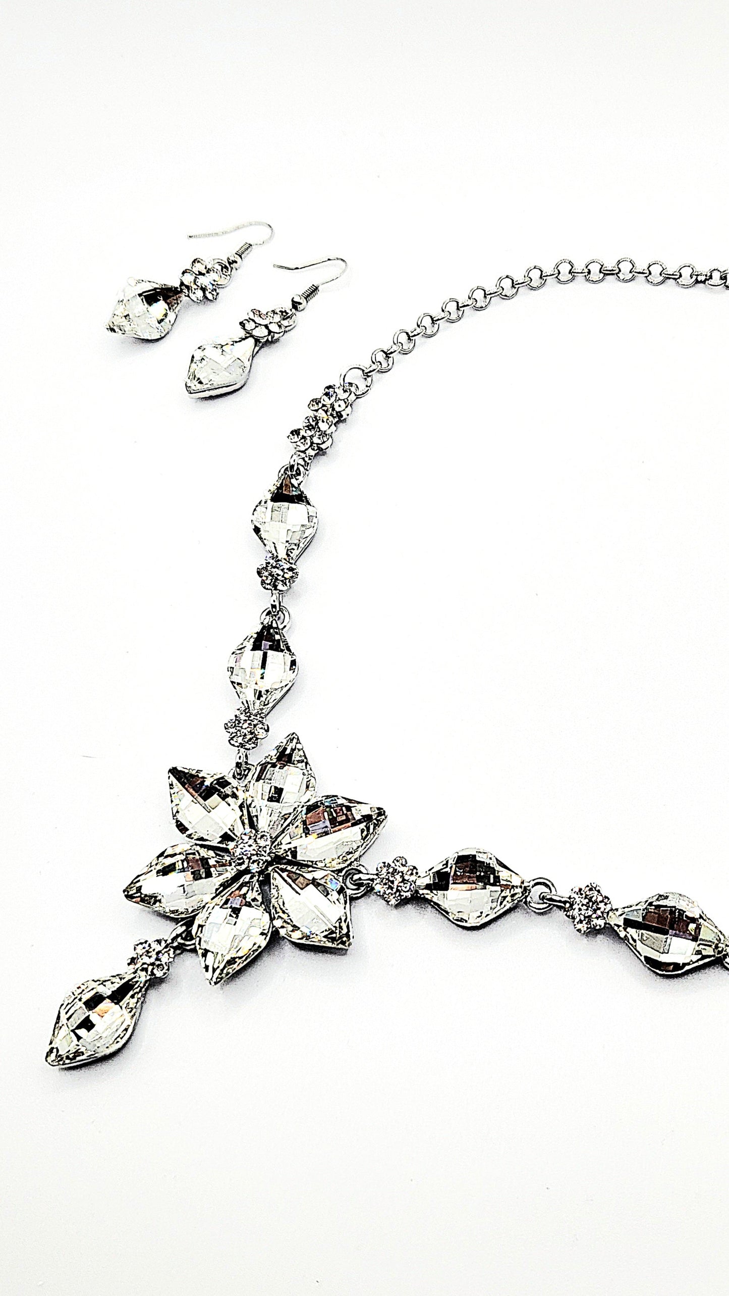Flower Crystal Necklace Set