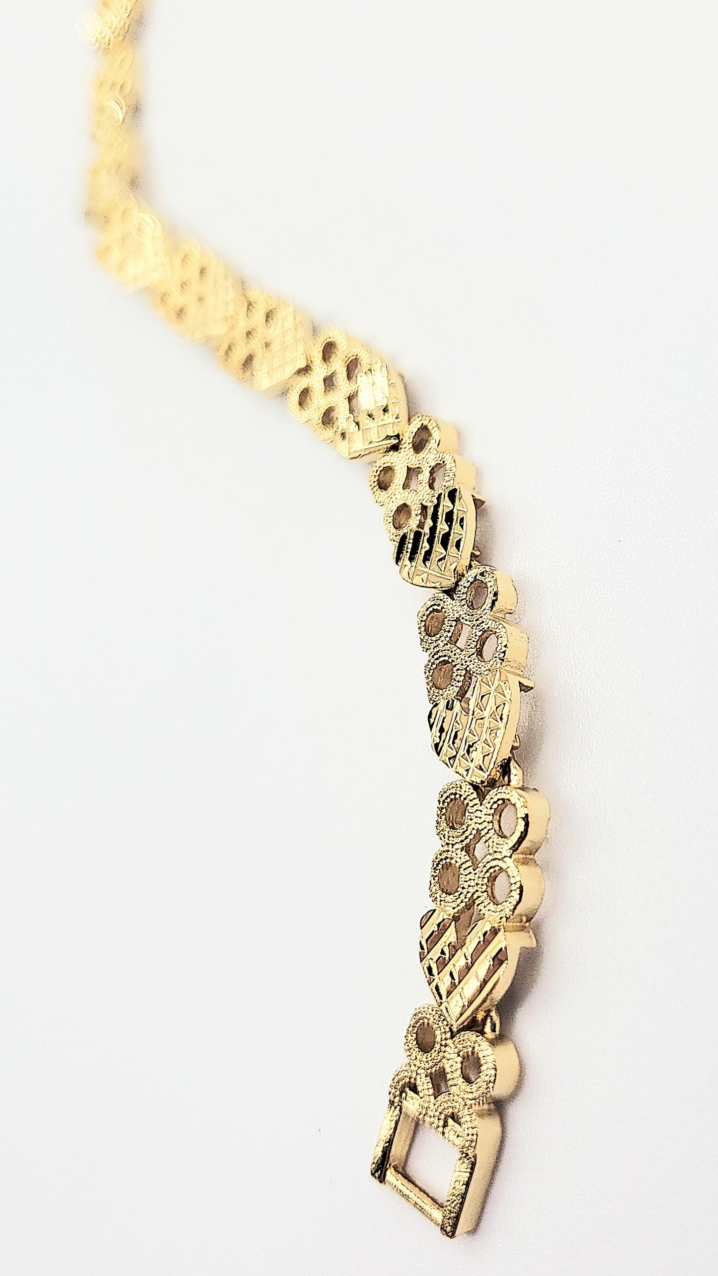 Elements Hearts Shiny Gold Link Bracelet