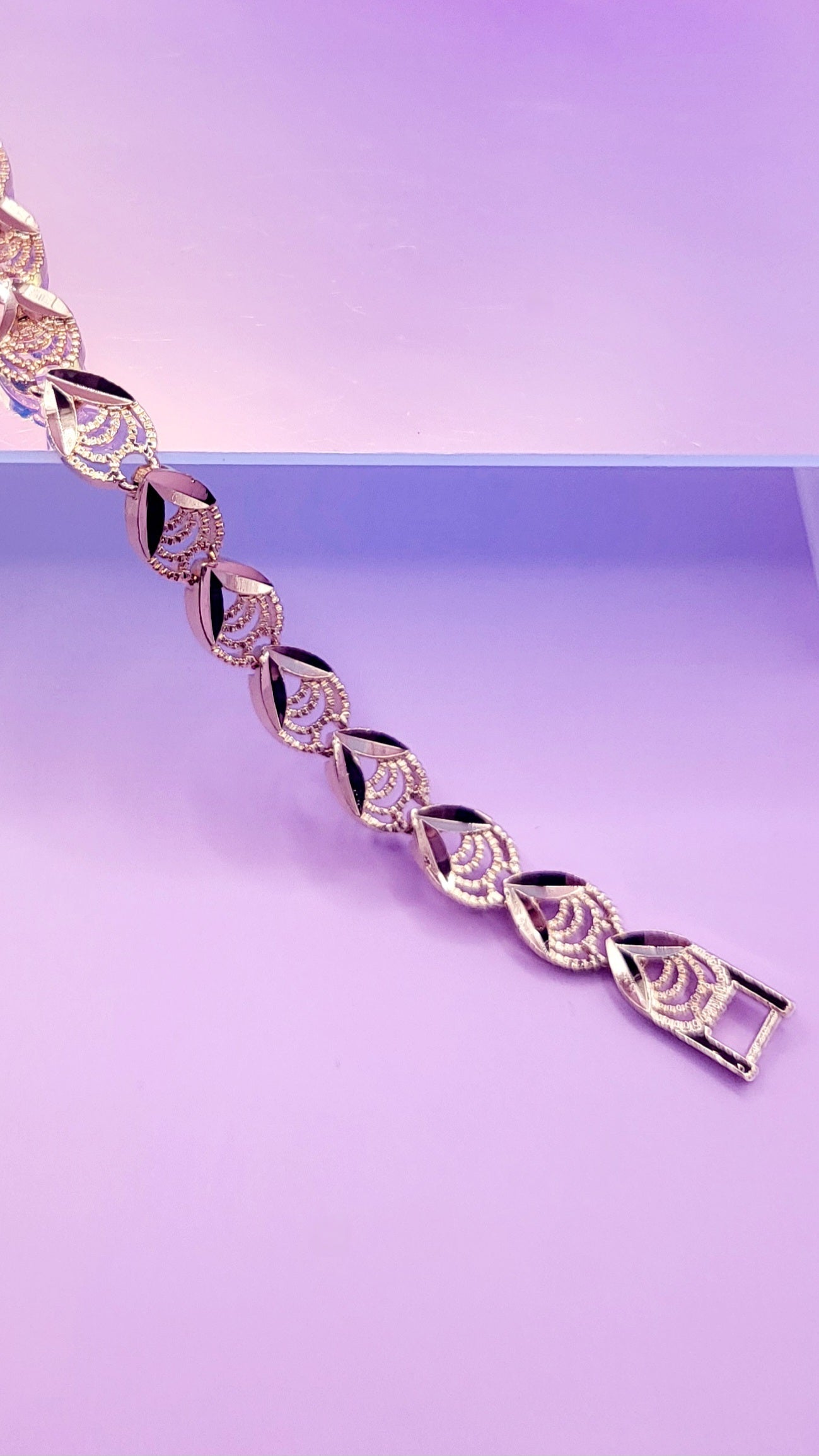 Luxe Shiny Gold Link Bracelet