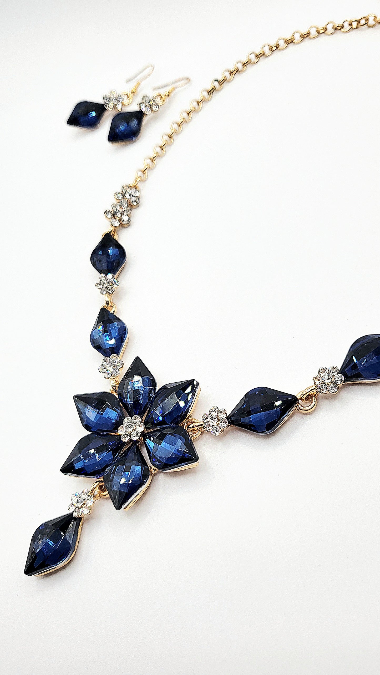 Flower Crystal Necklace Set