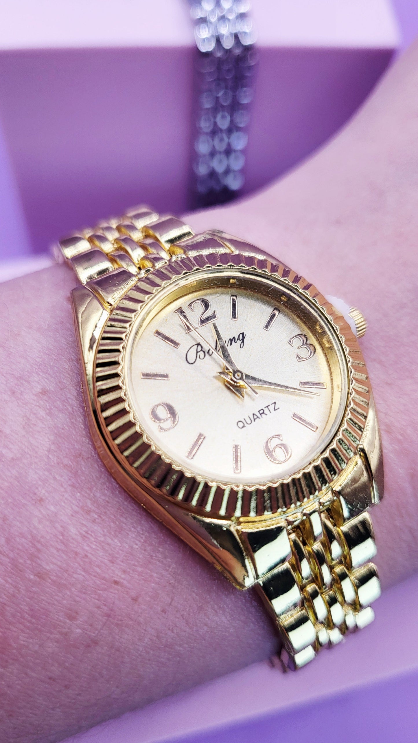 Prism Round Quartz Watch