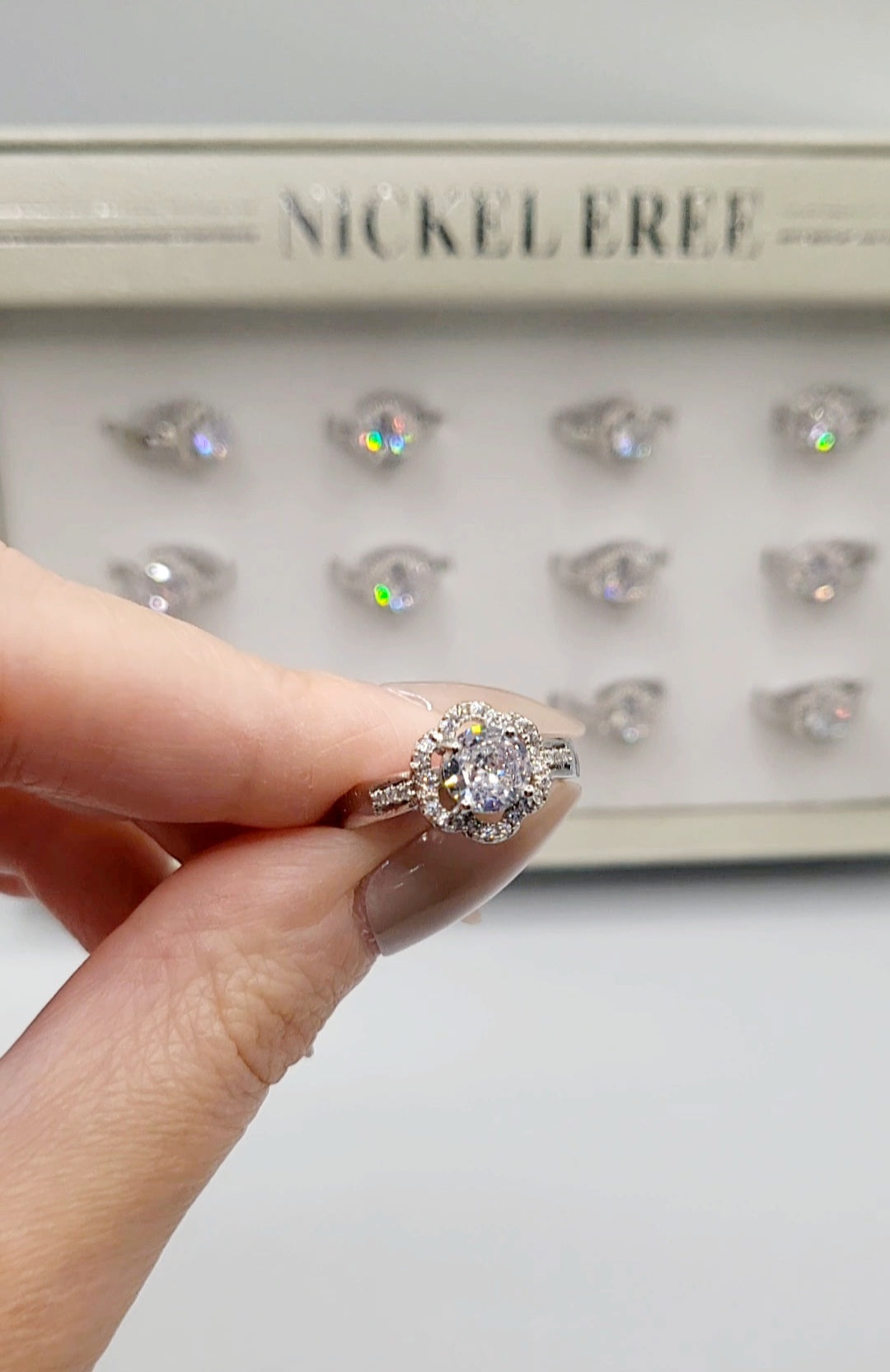 Pose Crystal Ring Silver Box set of 12