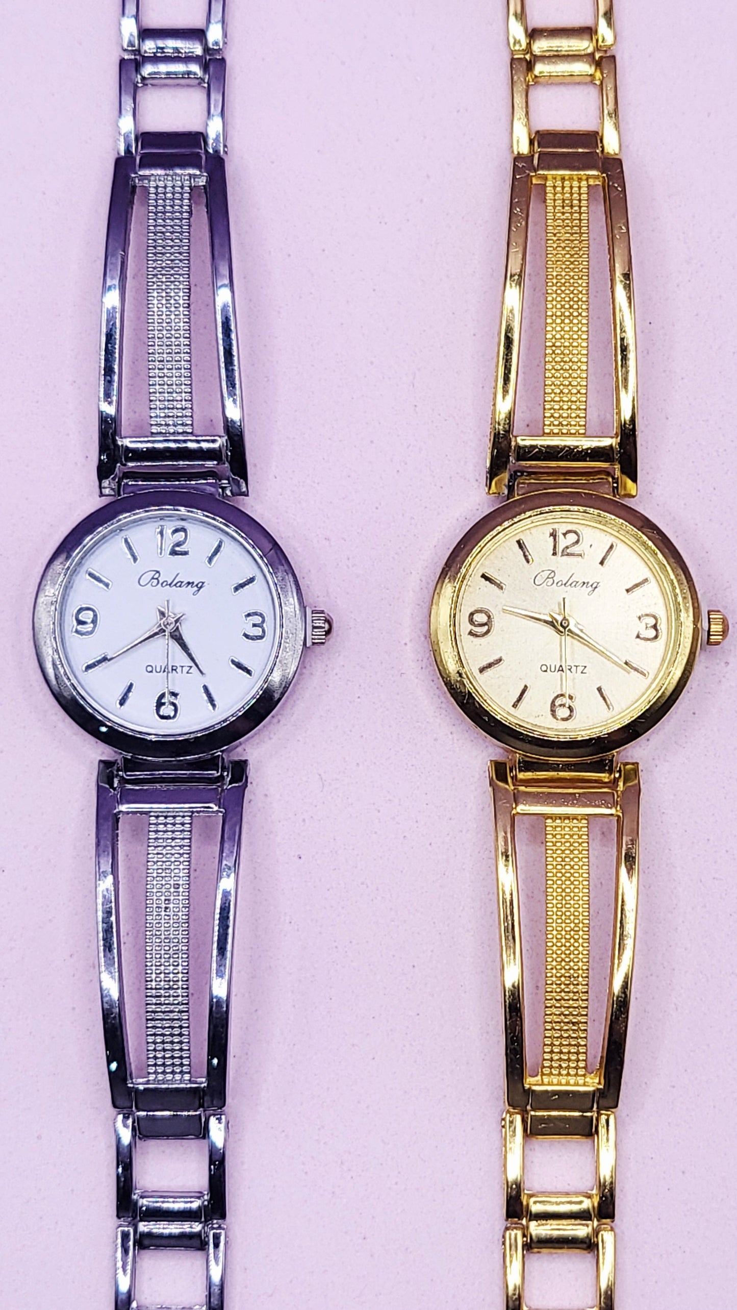 Essence Round Quartz Watch