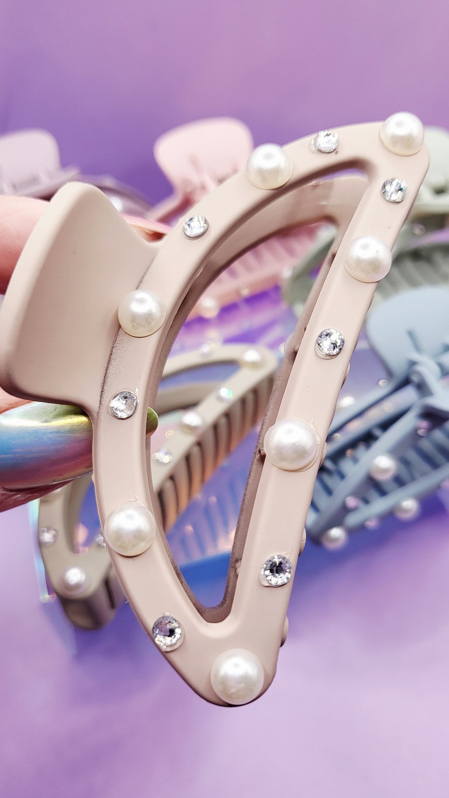 Pearl Essence Curve Hair Clamps Pack of 12