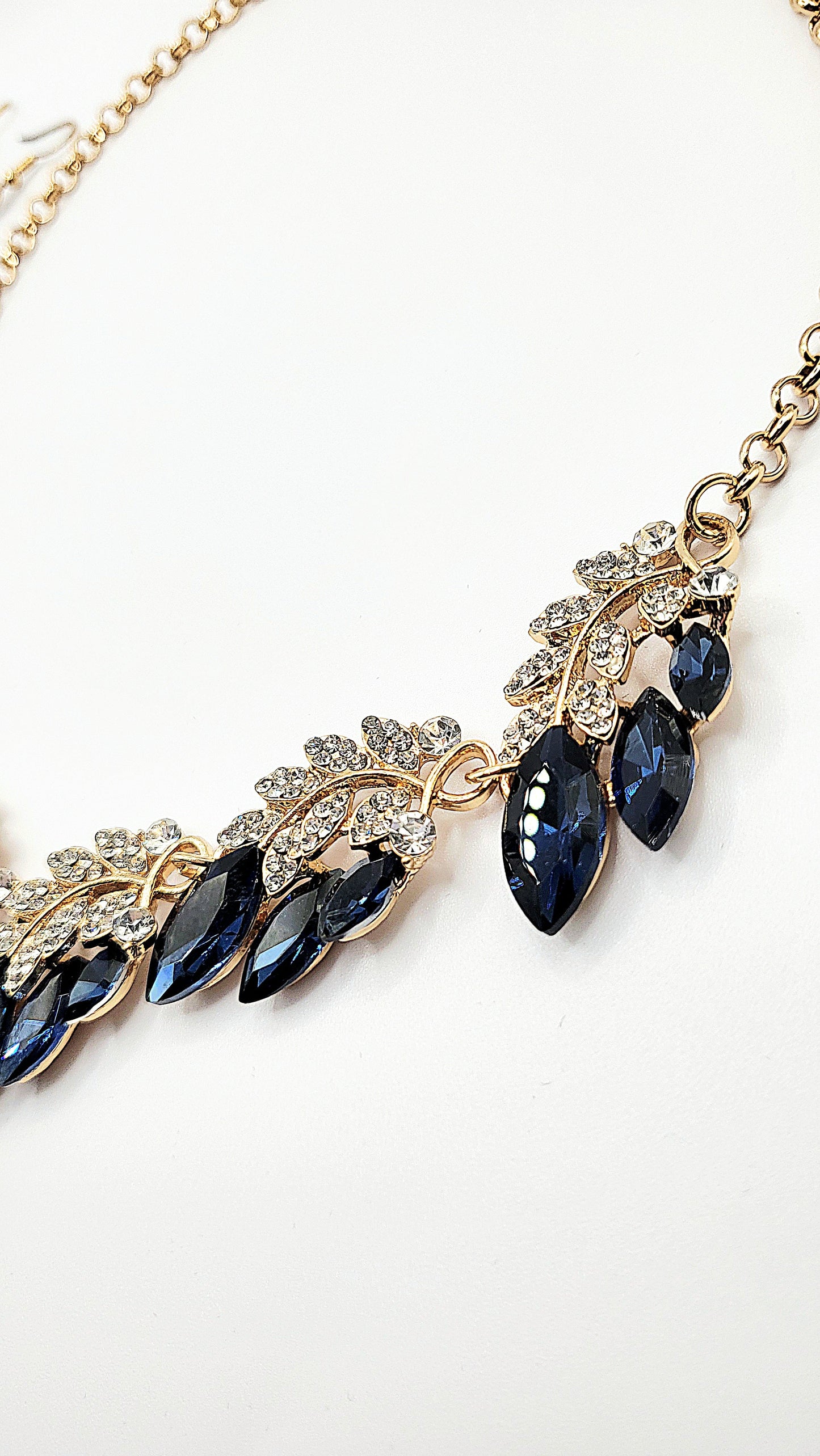 Essence Crystal Necklace Set