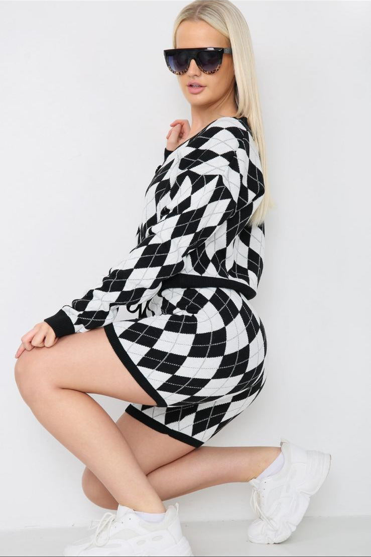 Monochrome Check Cropped Knitted Cardigan with Short