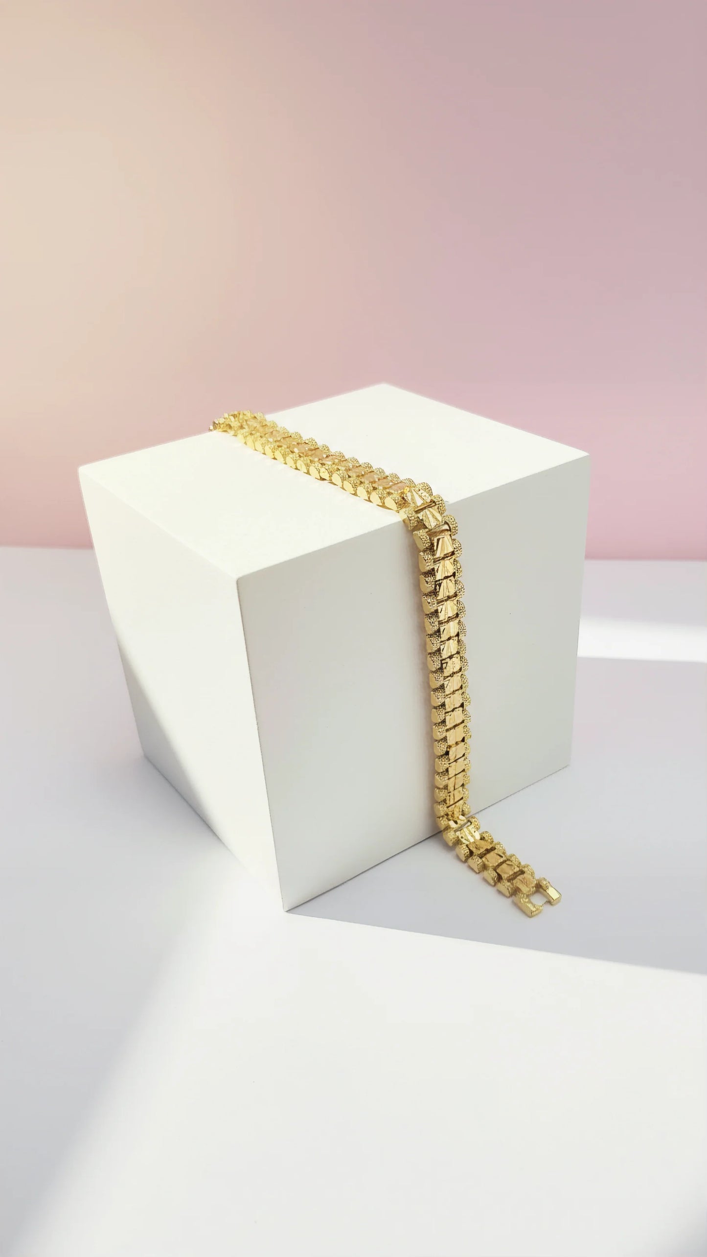 Gold Square Link Bracelet