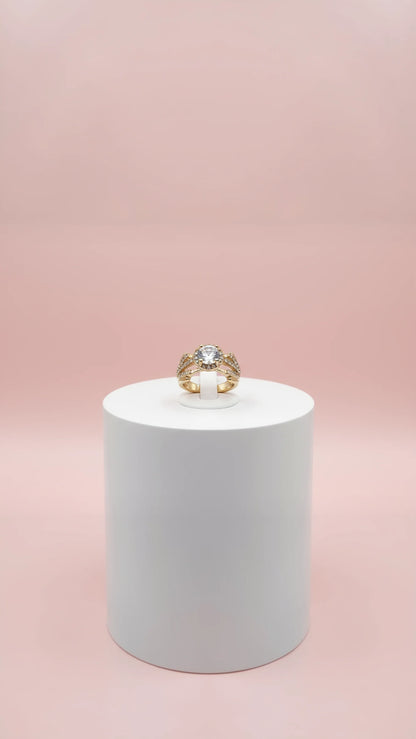 Luxe Round Cut Crystal Ring Gold Box set of 12