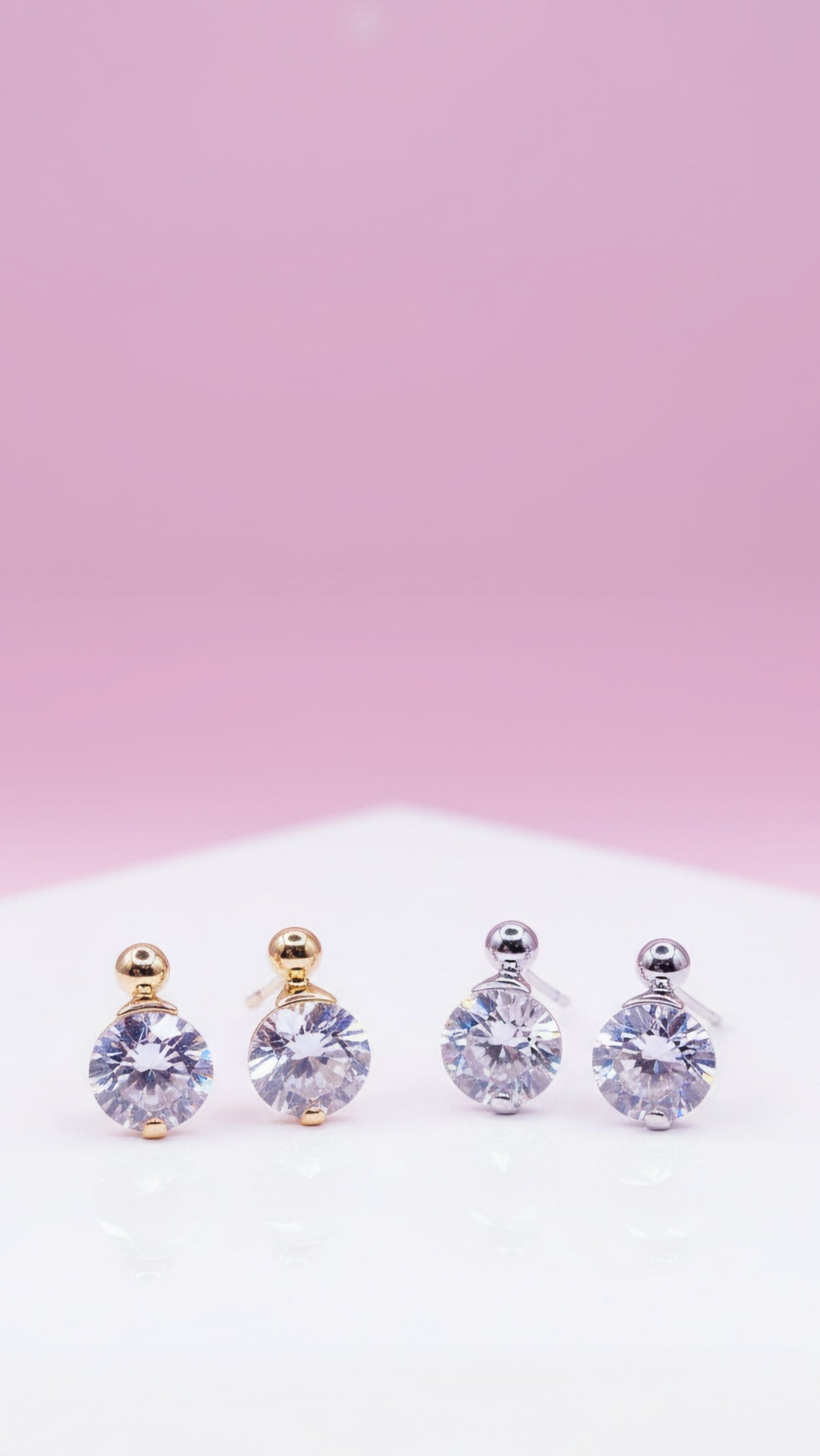 Round Cut Crystal Stud Earrings