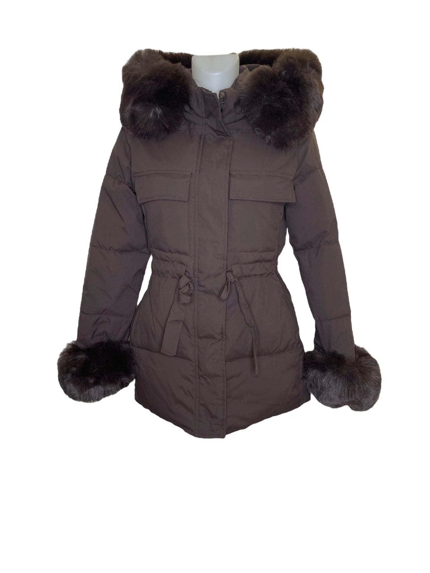 Mid-length down jacket with fur