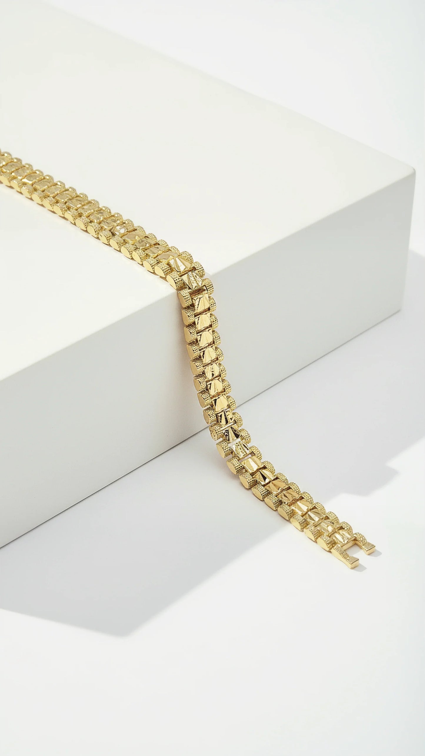 Gold Square Link Bracelet