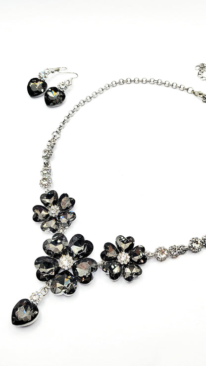 Flower Cluster Crystal Necklace Set