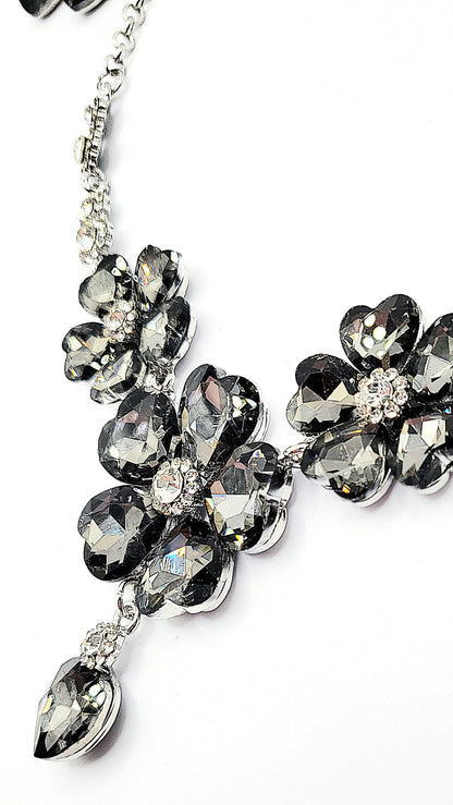 Flower Cluster Crystal Necklace Set