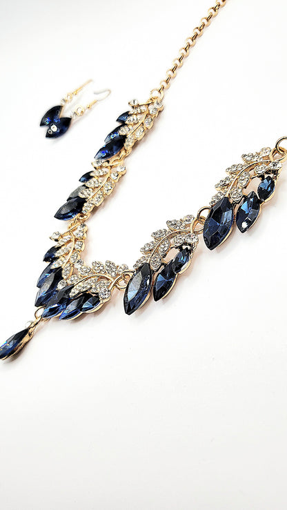 Essence Crystal Necklace Set