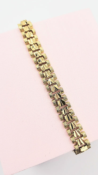 Elements Square Shiny Gold Link Bracelet