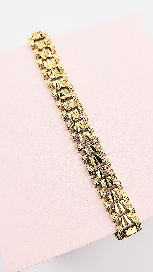 Elements Square Shiny Gold Link Bracelet