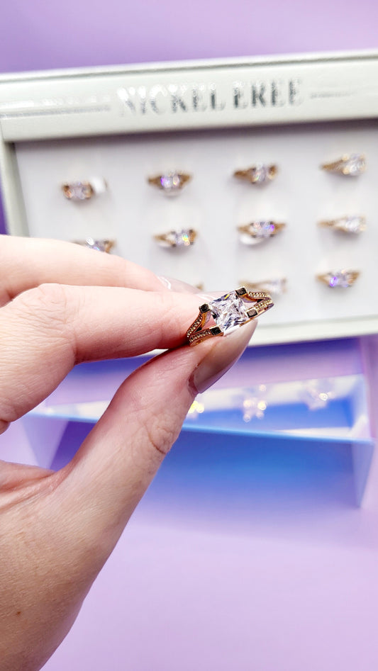 Gleam Crystal Ring Gold Box set of 12