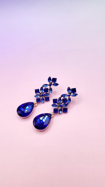 Emily Teardrop Earrings ER5701
