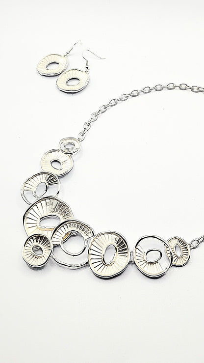Abstract Oval Necklace & Earrings Set
