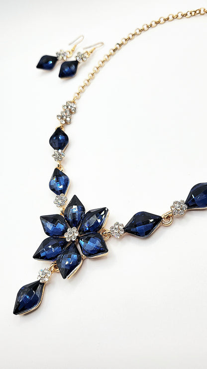 Flower Crystal Necklace Set