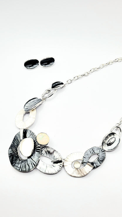 Abstract Oval Necklace & Earrings Set