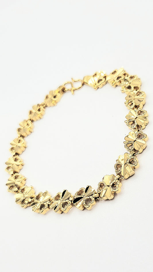 Elements Clover Leaf Shiny Gold Link Bracelet