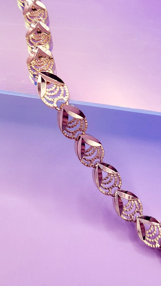 Luxe Shiny Gold Link Bracelet