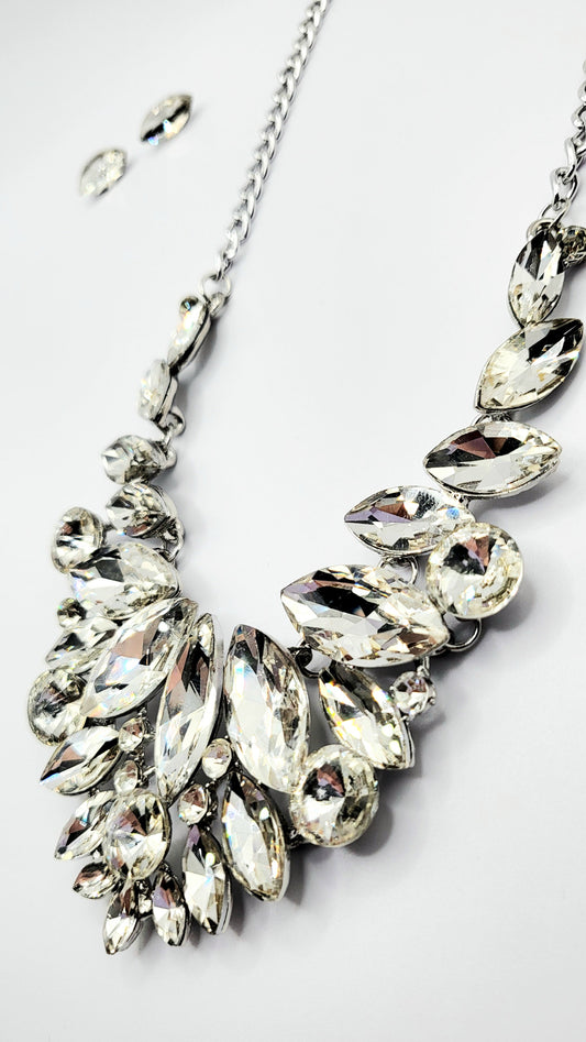 Idolize Crystal Necklace Set